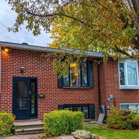 Castlerooms Homestay オタワ エクステリア 写真